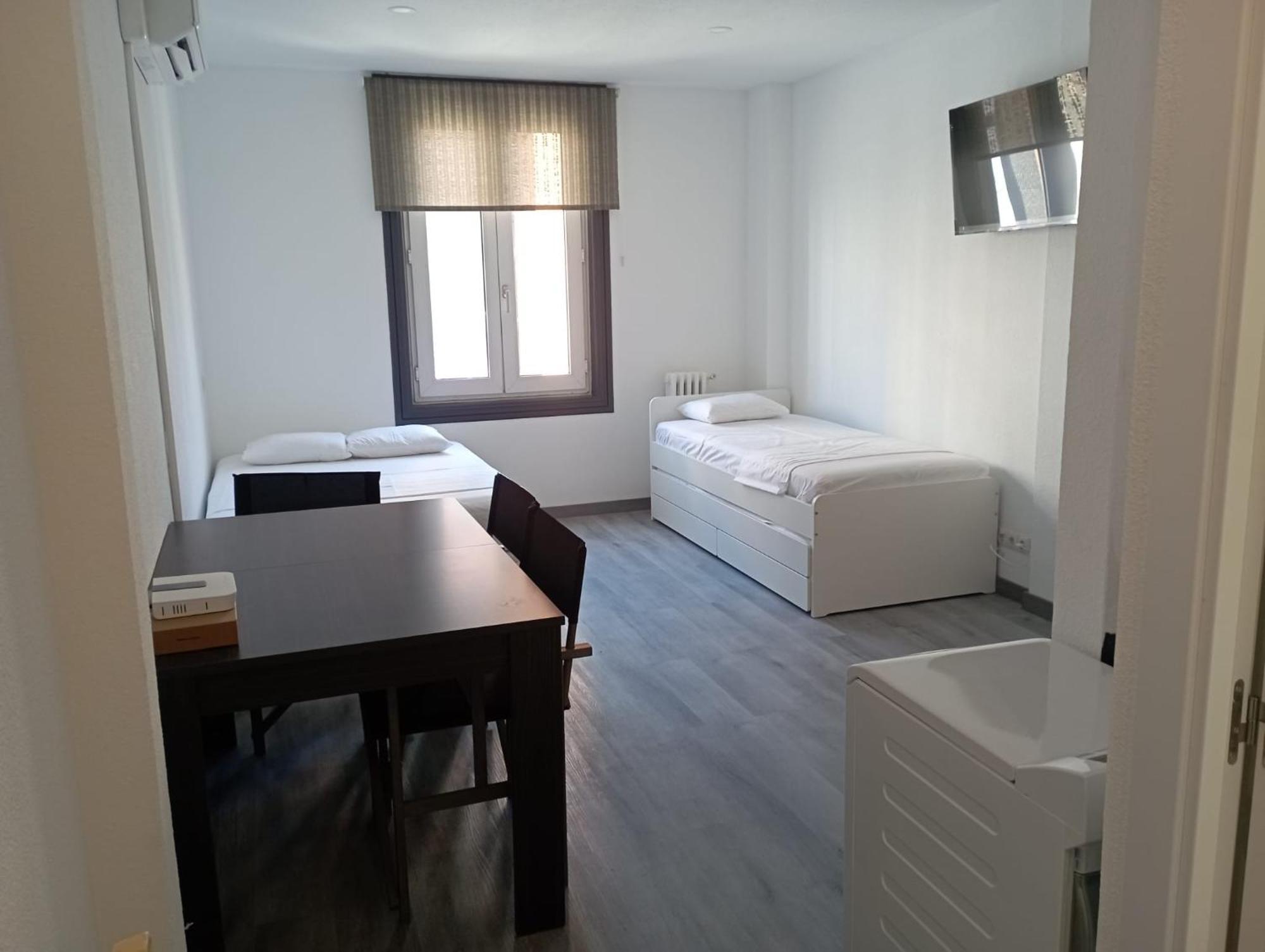 Estudio En Callao, 4 Personas Madrid Buitenkant foto